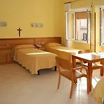 La Casa Di Nazareth 2*