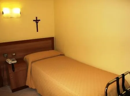 La Casa Di Nazareth 2* Roma