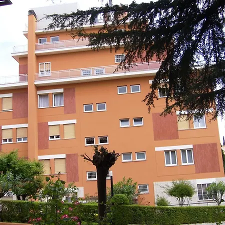 Hotel La Casa Di Nazareth 2*