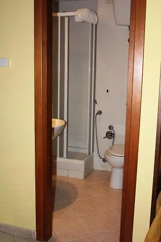 Szálloda La Casa Di Nazareth Róma